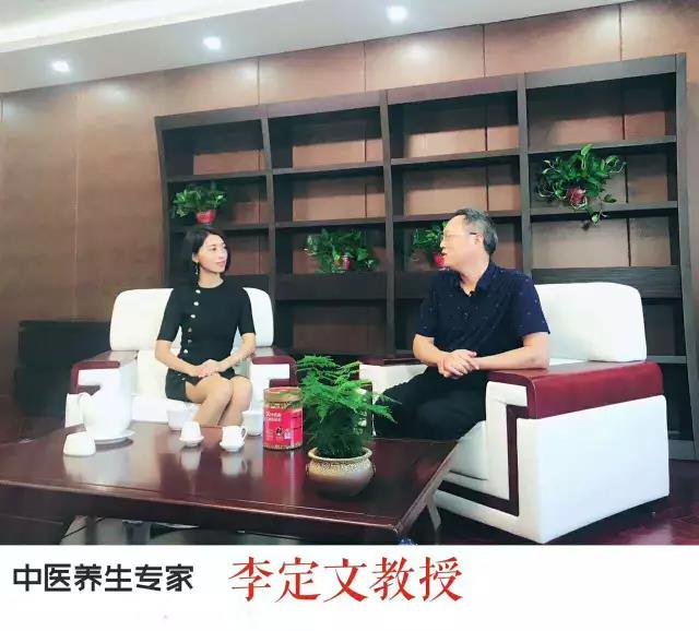 中醫(yī)養(yǎng)生專家談“三伏天”食療養(yǎng)生秘訣，細莫紅糖堅果茶為貼心美食。